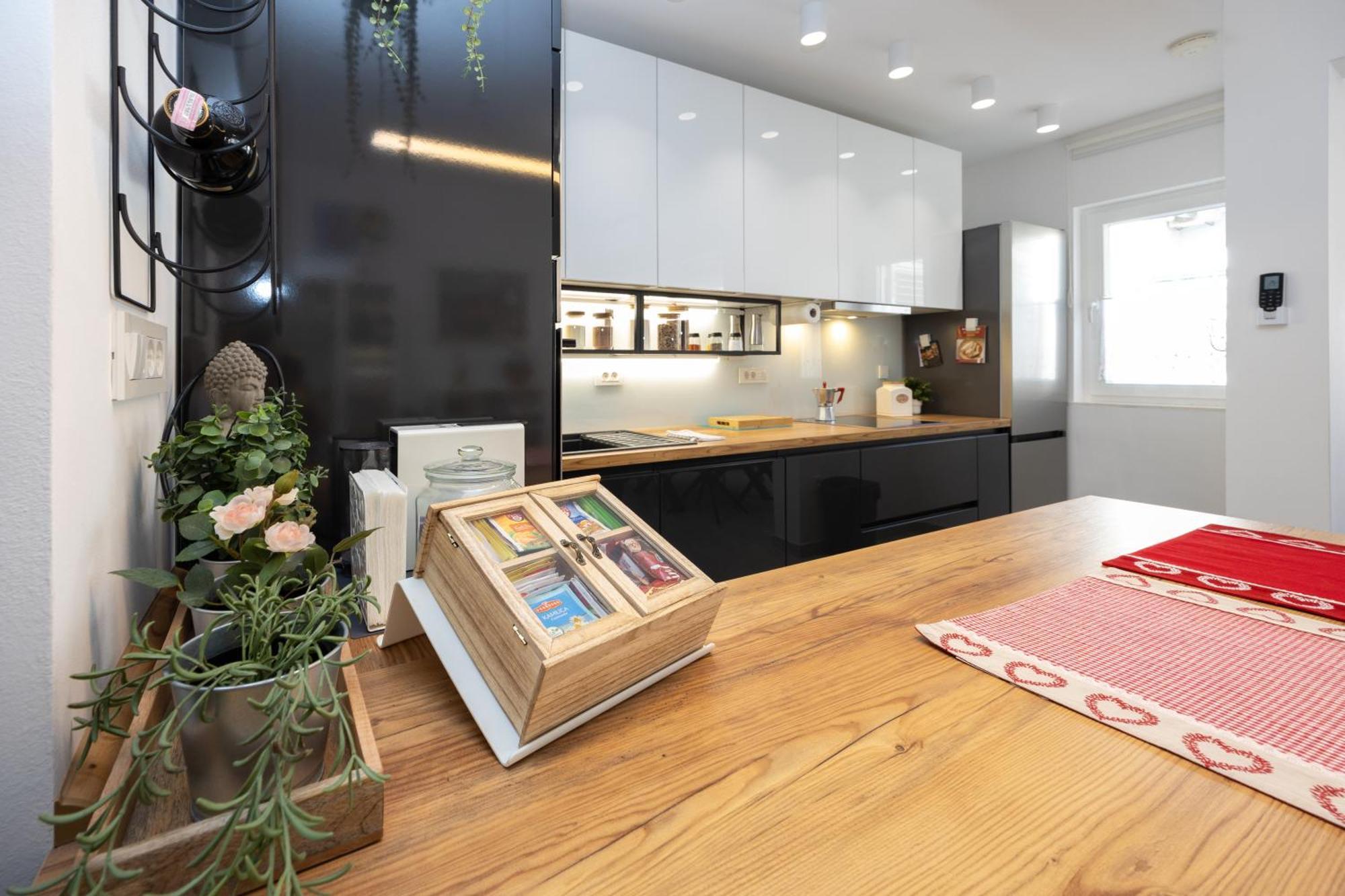 Apartment Sweet Cherry Split Eksteriør billede